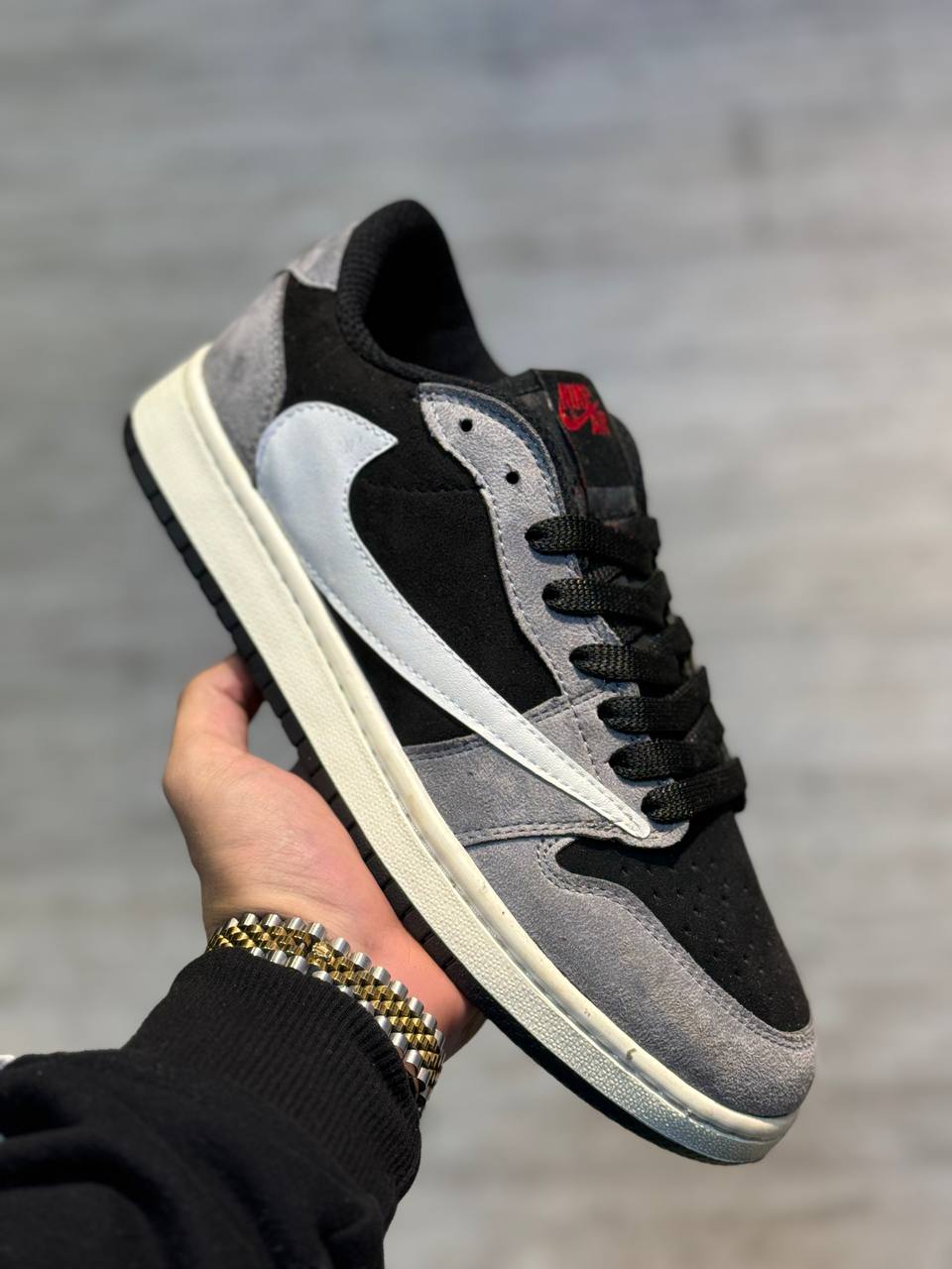 photo_2025-12-09_07-57-45